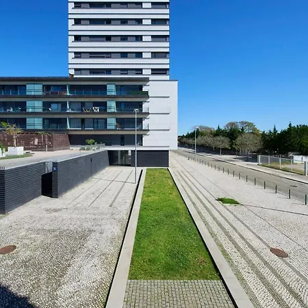 Parque Nacoes, Garagem, Ac, Varanda Lisboa