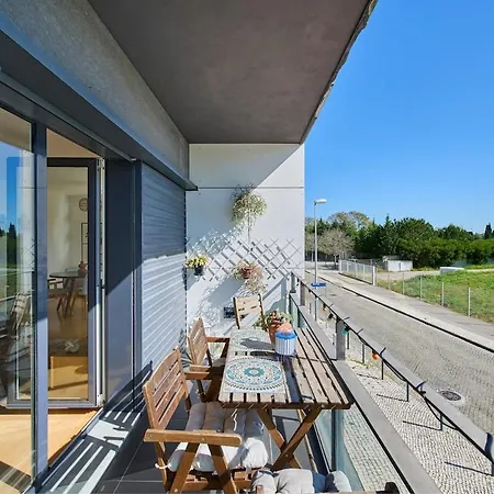Parque Nacoes, Garagem, Ac, Varanda Lejlighed Lisboa